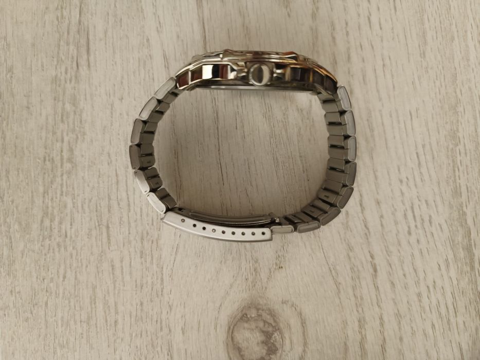 Vând ceas băieți Q&Q