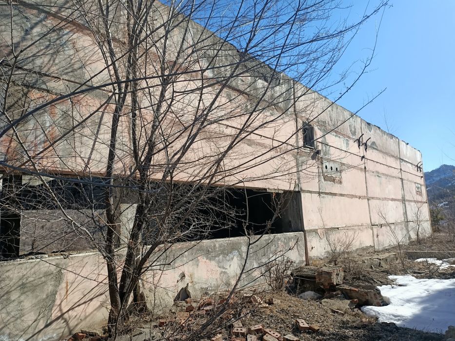 Продам здание на демонтаж