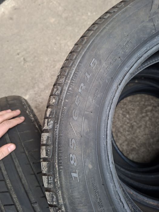 Vand cauciucuri de mai multe dimensiuni