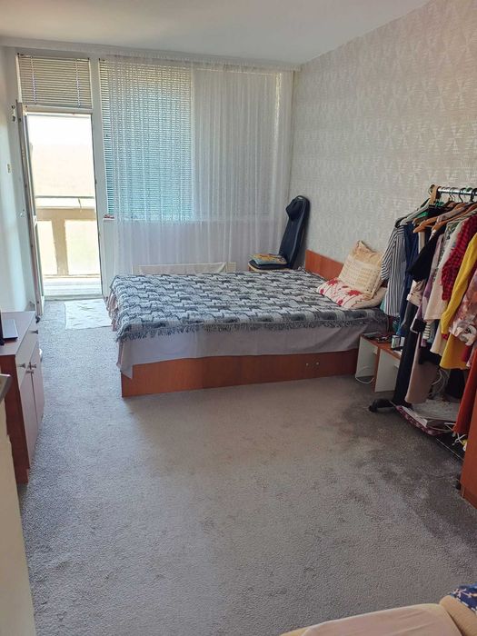 ТРИСТАЕН обзаведен апартамент, гр. Омуртаг