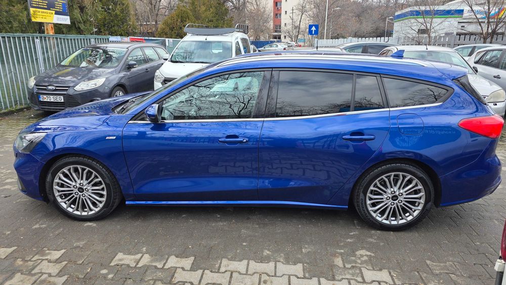 Ford Focus MK4 Turnier