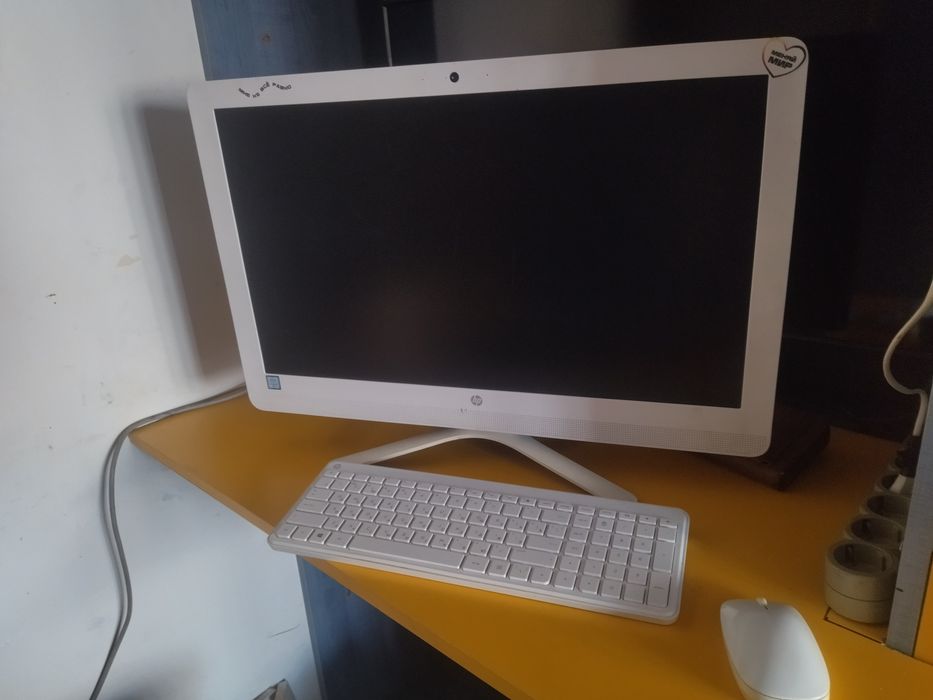 Моноблок      HP