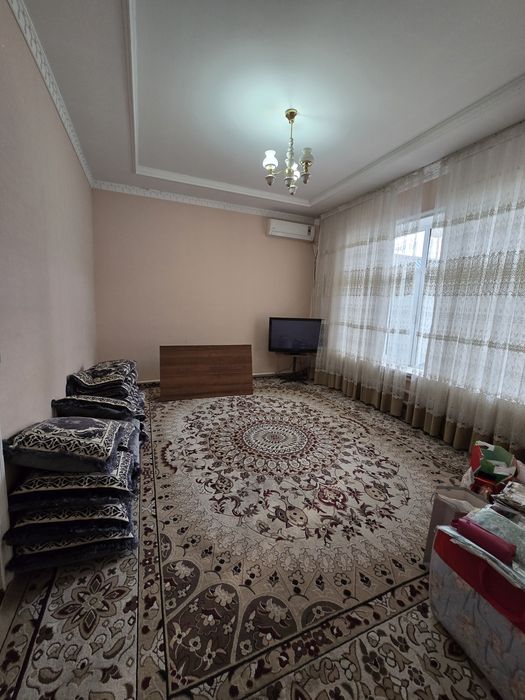 ТашГРЭС продаётся дом 6-соток 7-комнат!