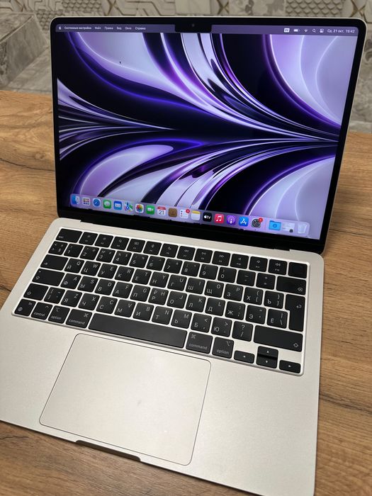 MacBook air m2 256 gb