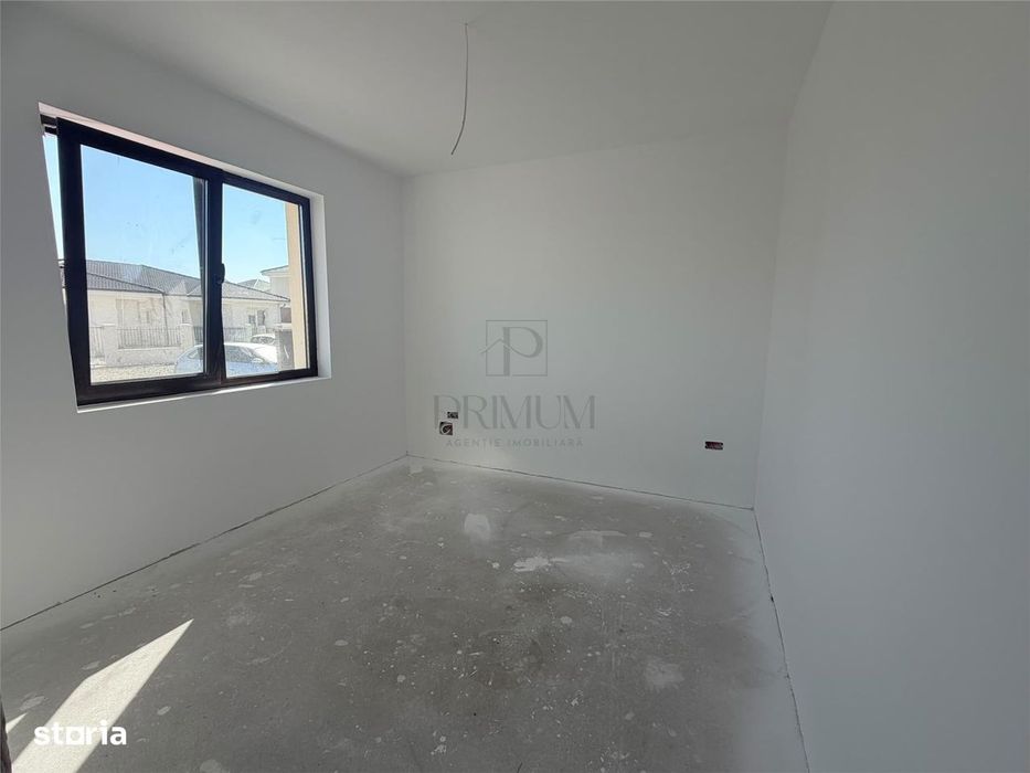 Duplex Despartit Prin Camera Tehnica - Personalizare Interioara - Zona