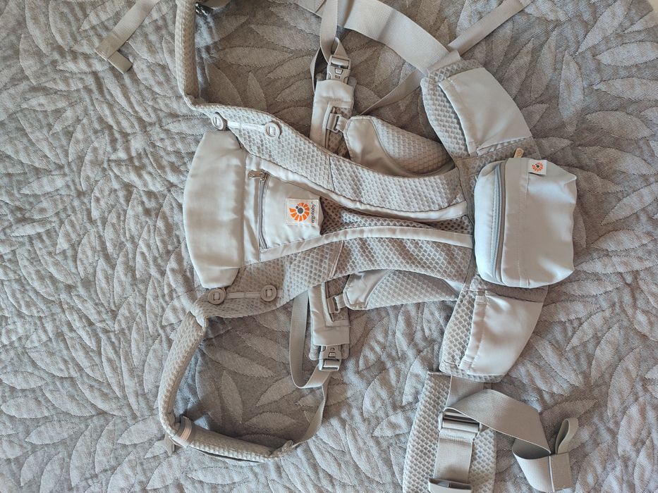 Эргорюкзак Ergobaby Omni Breeze
