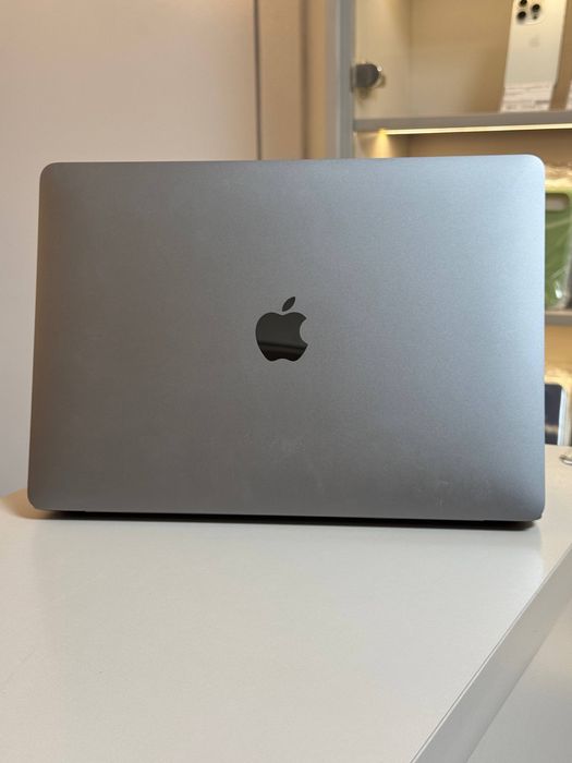 MacBook Air 2020 M1 95% / Б/у1 | т13О489090