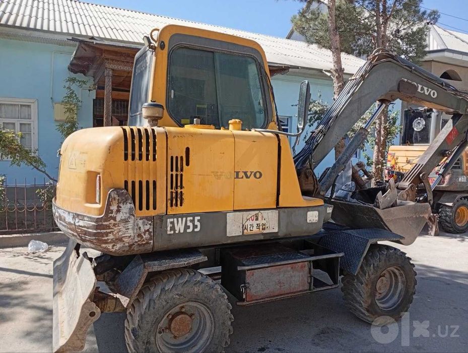 Ekskavator Volvo sotiladi