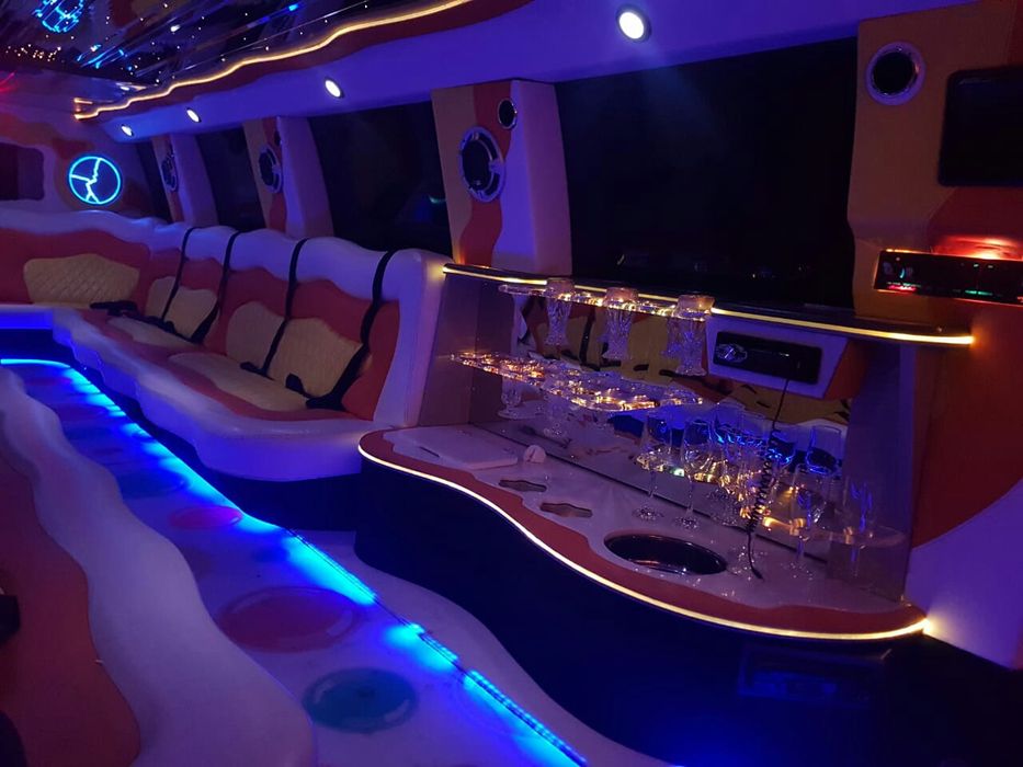 Прокат лимузинов Джип лимузин