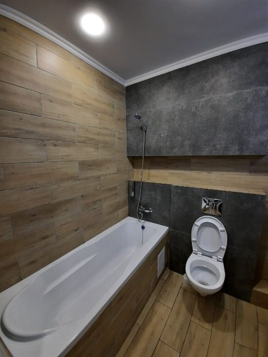 Сдам 1 ком. дизайнерскую квартиру центр ярмарка вокзал артур почасам