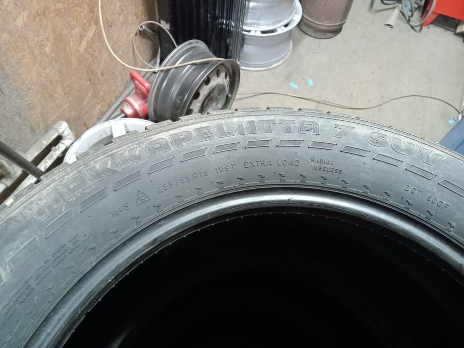 Продам шины Nokian