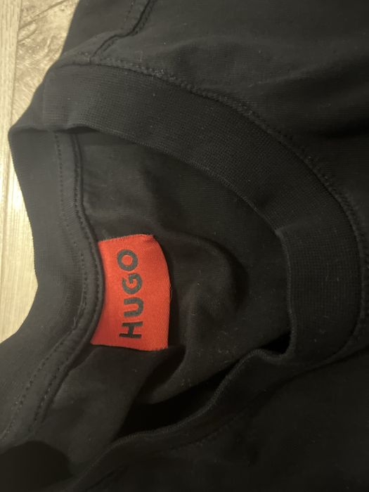 Продаю  футболку HUGO BOSS