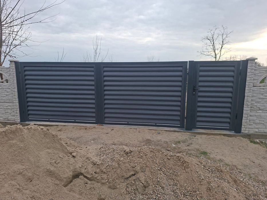 Gard/porți model jaluzea