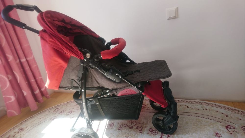 Коляска детская.