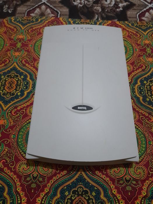 Skaner BENQ S2W 3300U