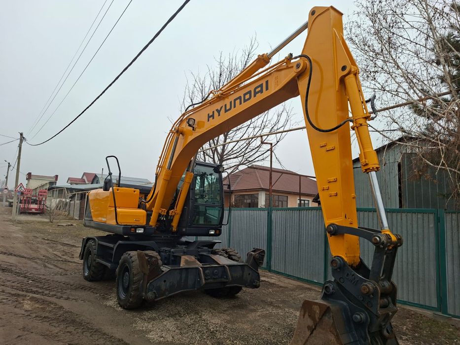 Эксковатор Хюндай 170