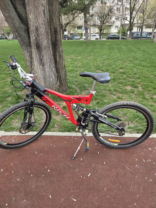 Bicicleta rich full suspension