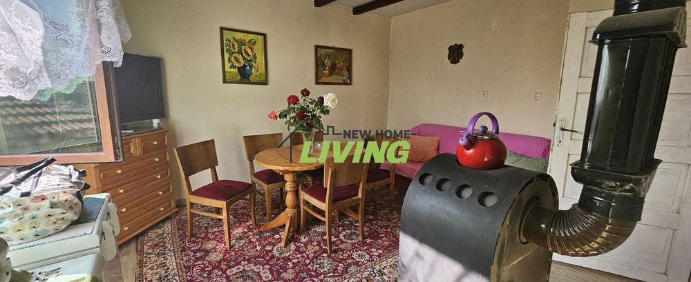 Къща в Пловдив, област-с.Златовръх площ 68 цена 105300