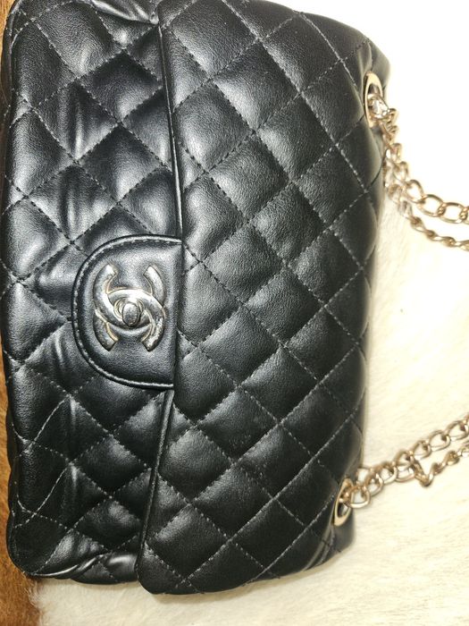 Vand geanta Chanel