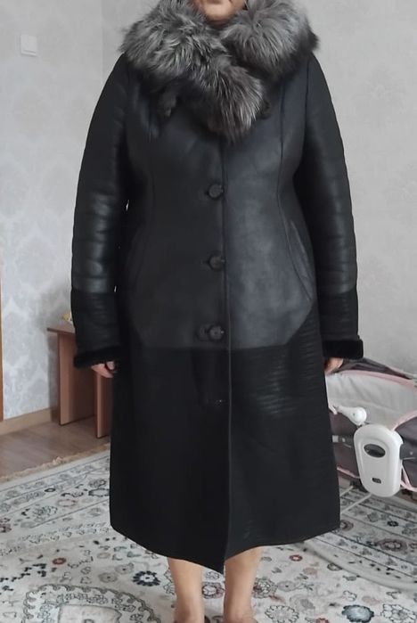 Продам женскую дублёнку.