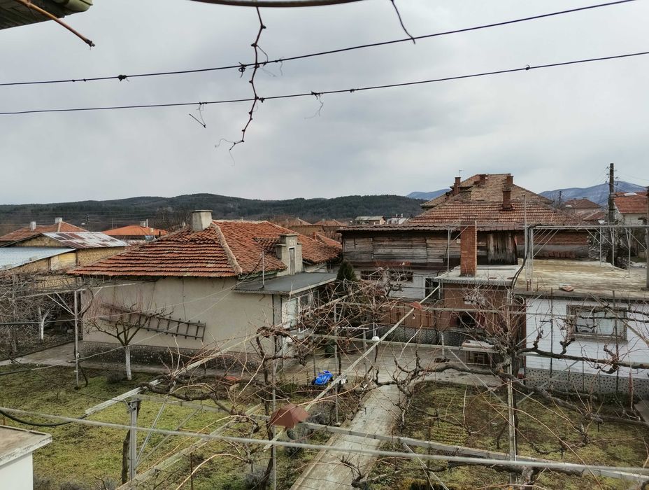 Продавам къща в Павел баня