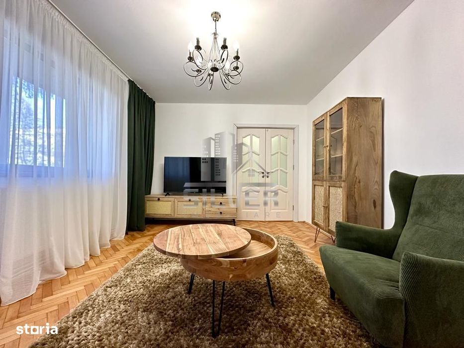 Apartament cu 4 camere/80 mp/PARCARE/ finisat aparte — fotografia 3