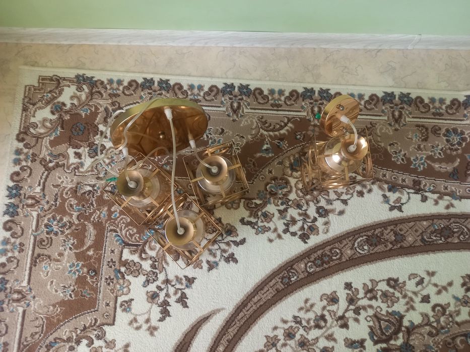 Люстра цвет золото 2 штуки