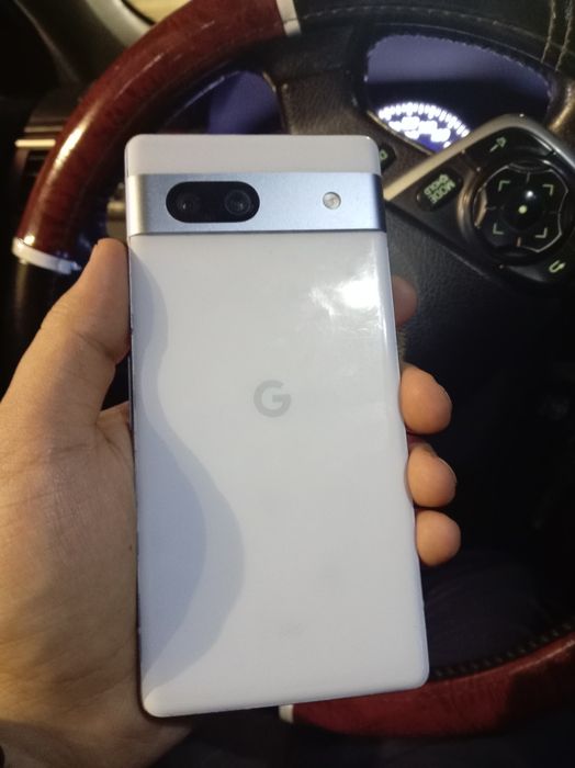 Pixel 7a с дефектом
