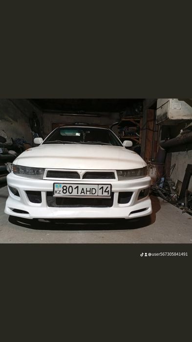 Продам авто Митсубиси галант8