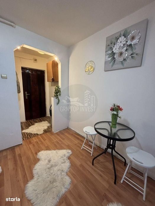 Garsoniera zona Vasile Aaron