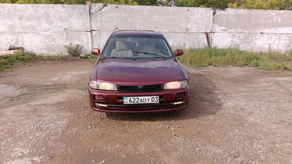 Продам авто Митсубиси Лансер