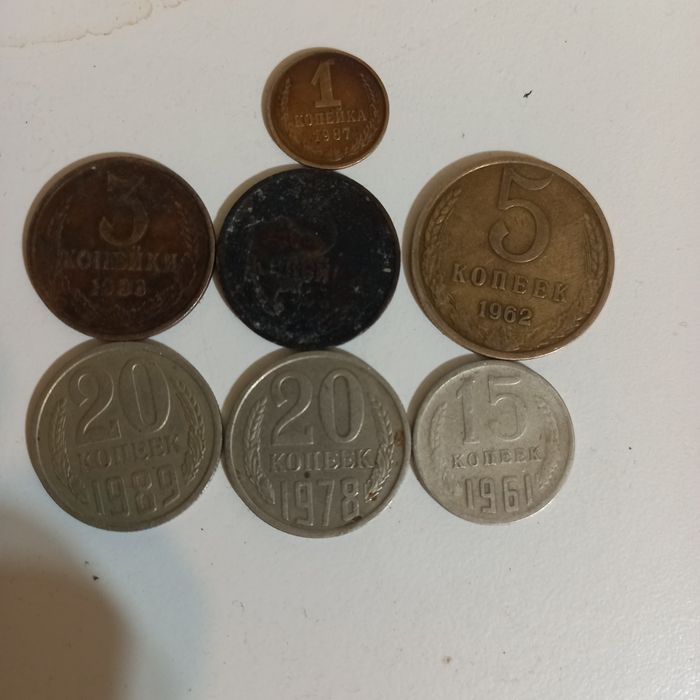 Продаются монеты