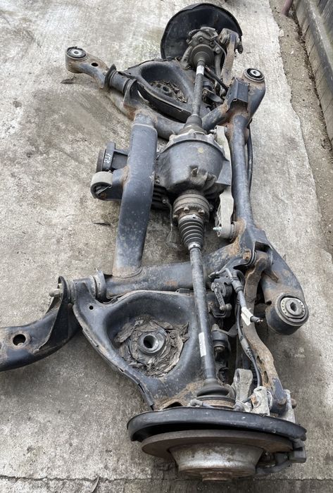 Vand punte spate Audi A6 c6 quatro quattro quatrro + grup / planetara / etrier / fuzeta / brat