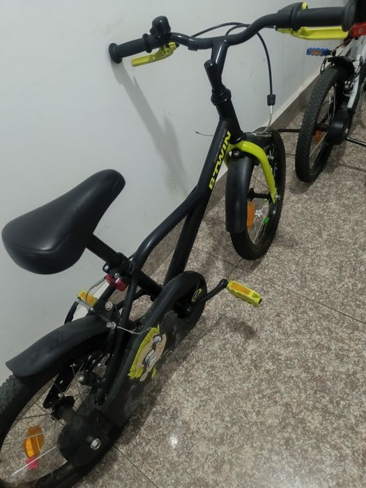 Bicicleta copii B'Twin Dark Hero 500  Decathlon – Roti 16 inch (4-6 ani)