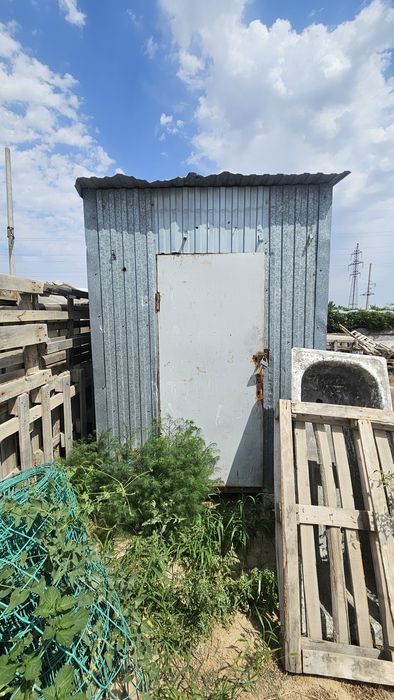 Продам контейнер инструменталка