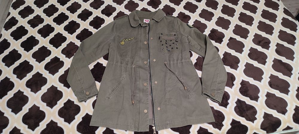 Geacă pentru fete, mărimea M