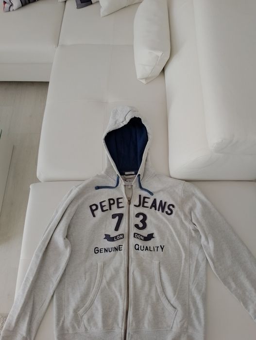 Vând bluza sport Pepe Jeans,ca și noua, produs original.mar.M