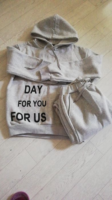 Платья женские повседневные