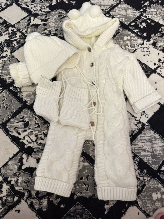 Продам детскую одежду осень зима