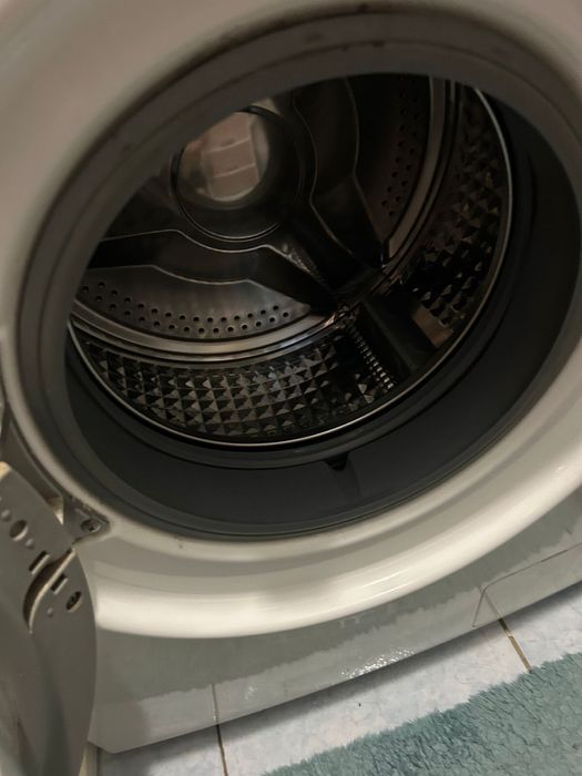 Продам стиральную машинку