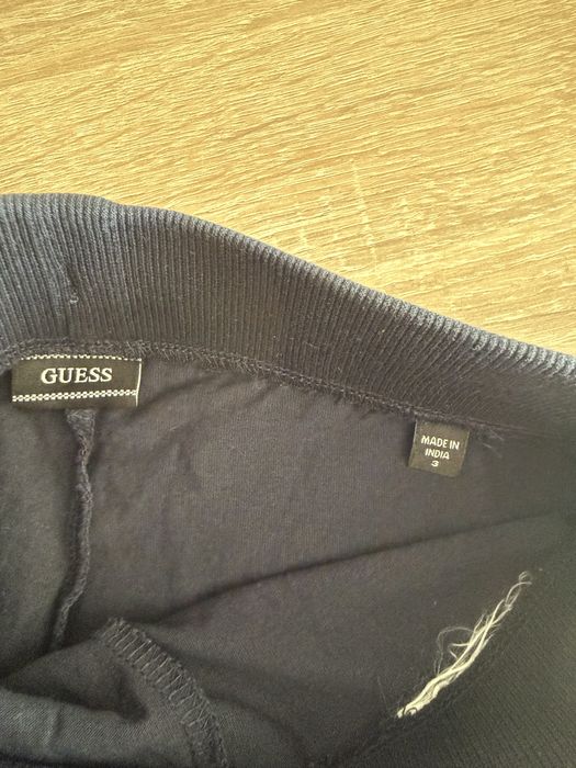 Guess къси панталони за момче, 3 г