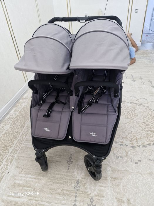 Коляска егіздердің сатылады