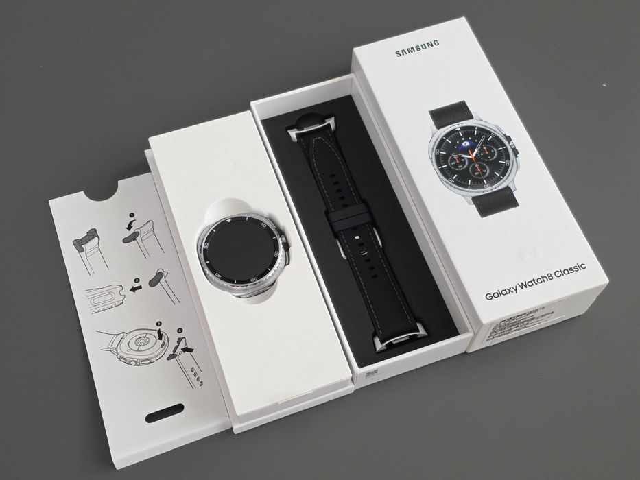 Samsung  Watch 8 Classic 46mm LTE Black, nou, factura si garantie