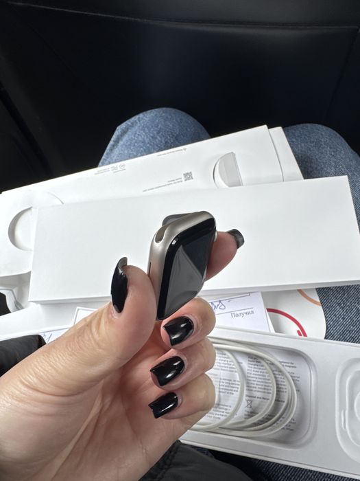 apple watch Se (Gen 2) 40mm, ёмкост 100