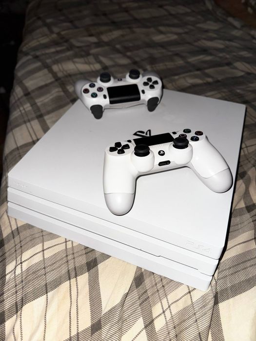 Playstation 4 idial pro 1tb srochna
