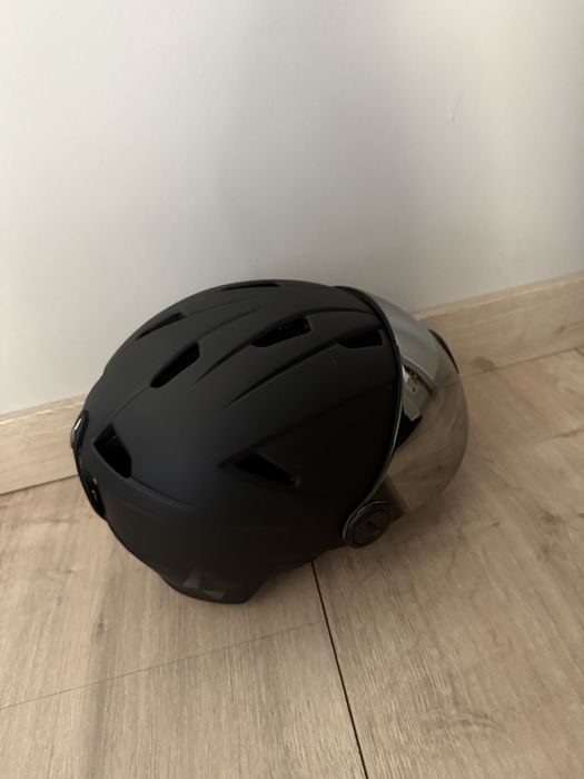 Cască si ochelari marimea M noua