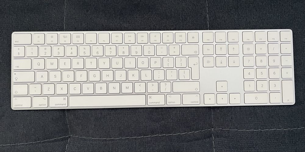 Apple rechargeable  Magic Keyboard