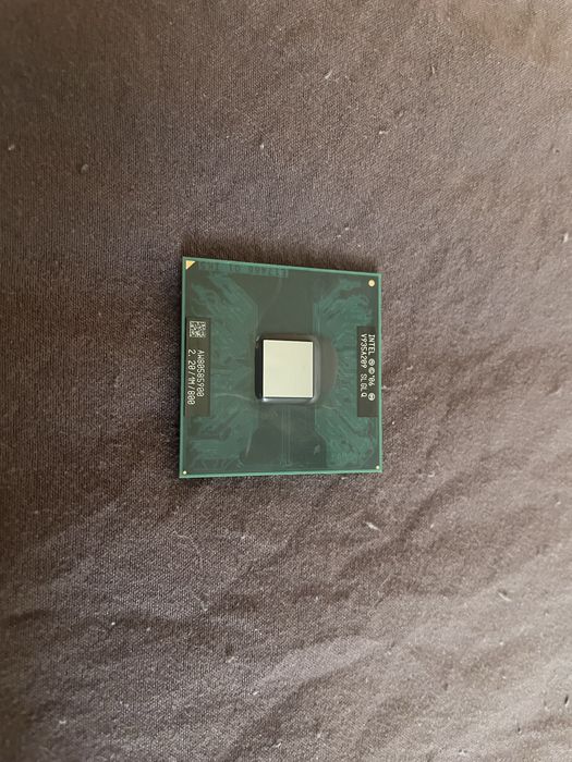 Intel Celeron 900