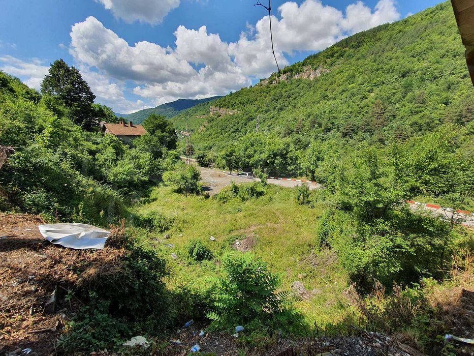 Продава се Парцел в София, Център - 1500 кв.м за 28 €/кв.м - Снимка #1