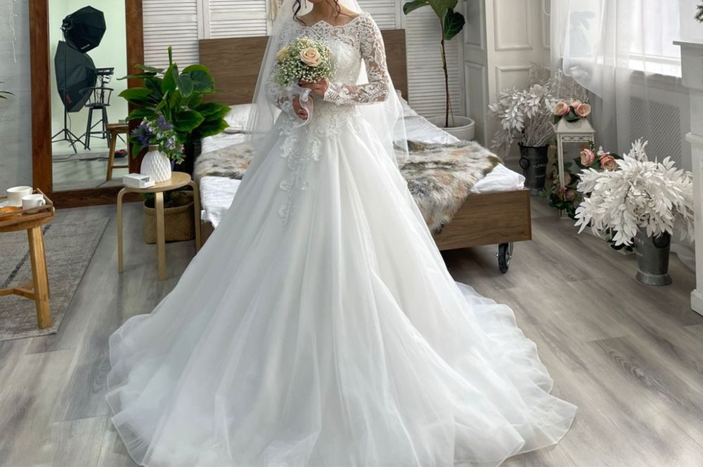 Свадебное платье